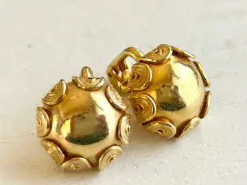 골동품 감싸인 새싹 같은 vintage 골드 vintage 귀찌