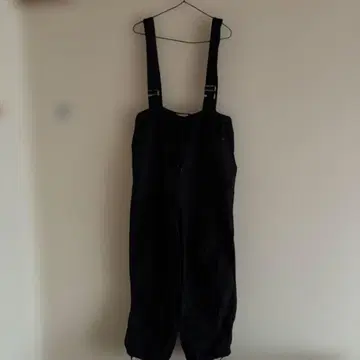 MONO-MART 블랙 서스펜더 오버롤