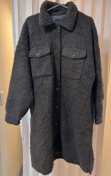 다크 브라운 보아 자켓 무릎 기장