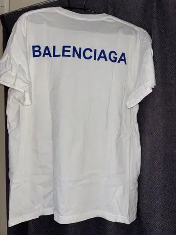 화이트 로고T셔츠