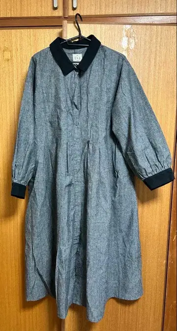 사만사 모스모스 배색 옷깃 원피스 코트 차콜