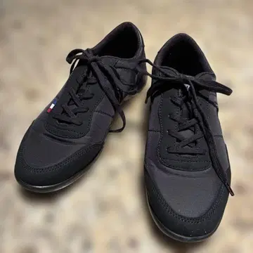 르꼬끄 스포르티브 스니커즈 트리콜로 로고