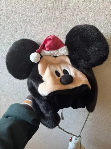 미키마우스 산타 모자 달린 퍼 캡