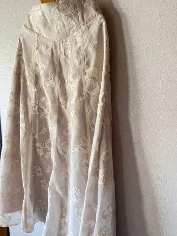 MERCURYDUO 라인 플라워 백 레이스업 자수 스커트