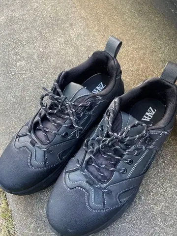 통굽 블랙스 스니커즈 ZARA