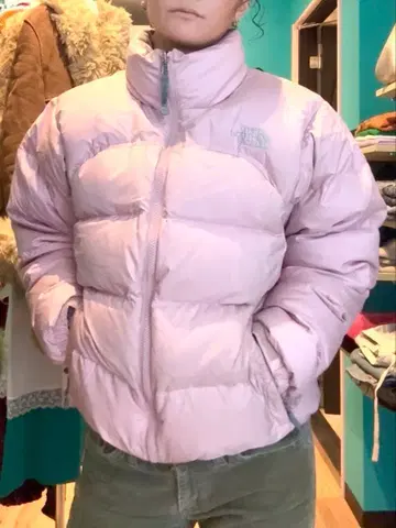 더 노스페이스 라이트 핑크 다운 자켓