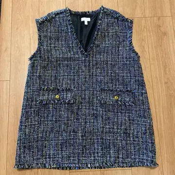 블랙과 파랑의 트위드 V넥 베스트