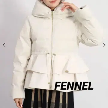 미사용 새상품 [ FENNEL ] 화이트 프릴 페플럼 다운