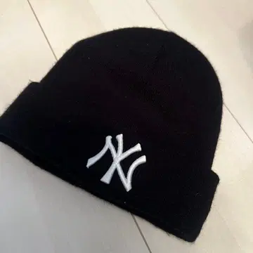 NY 로고 블랙 니트 모자