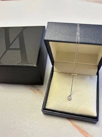 반돔 아오야마 플라티나 목걸이 다이아몬드