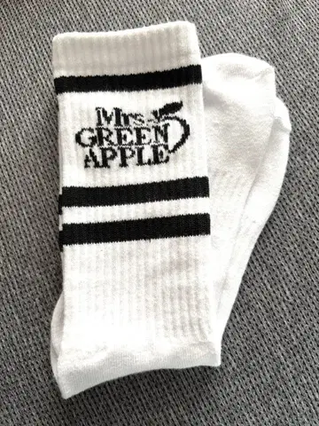 Mrs. GREEN APPLE 삭스