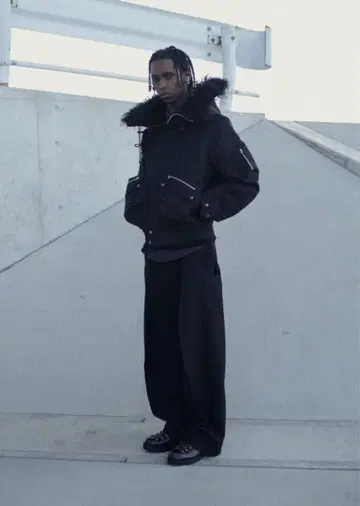 [ NVRFRGT/네버포겟 ] S 커브 와이드 유틸리티 팬츠 새상품