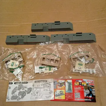 캡슐 프라레일 3종 세트 역 건물 미사용 타카라토미 상품 설명