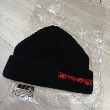 새상품 아이나지엔드 BACK TO THE END SHOW 블랙 니트 캡