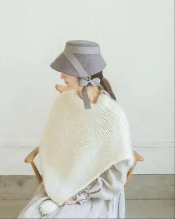 Kikono 니트 판초 화이트