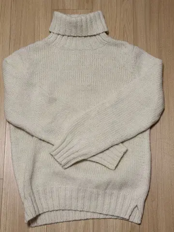 GAIJIN MADE 터틀넥 스웨터