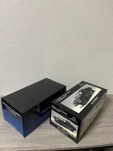 오토아트 머드맥스 인터셉터 2대