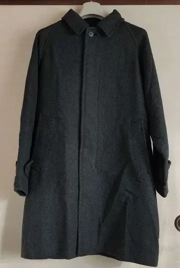 유니클로 싱글 브레스 코트