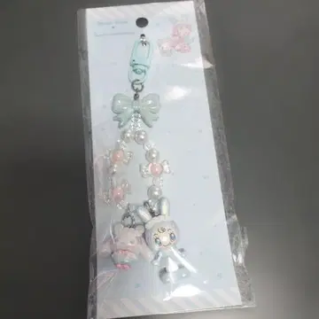 메조피아노 베리에짱 산리오 시나몬 키링