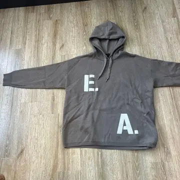 EMPORIO ARMANI 후드 부착 브라운 후드티 XXL