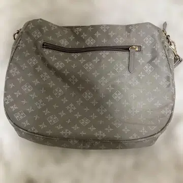 그레이 로고 패턴 숄더백