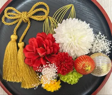 고전 성인식 일본 의류 후리소데 시치고산 사전 촬영 머리 장식