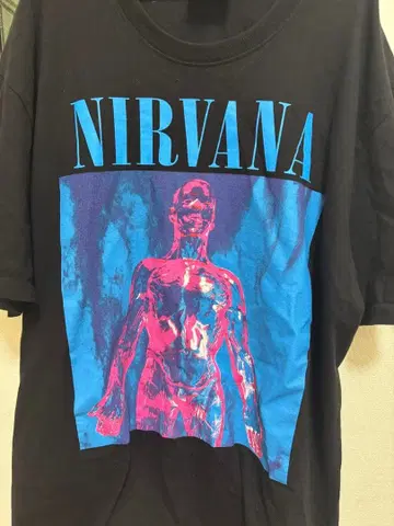 NIRVANA 그래픽 T셔츠 SLIVER