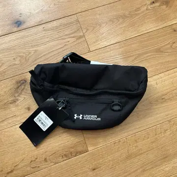 Under Armour UA 바디백 2.5L 블랙