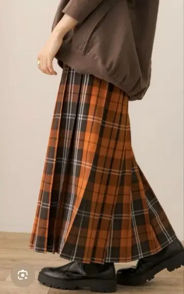 URBAN RESEARCH Sonny Label 플리츠 롱 스커트