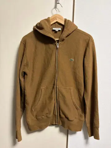 라코스테 집업 후드티