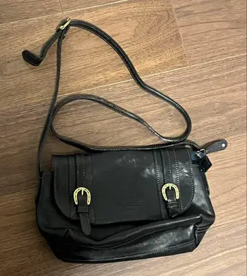 다코타 DAKOTA 숄더백 가죽 천연 가죽 블랙