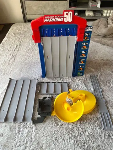 토미카 파킹 50