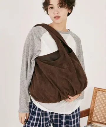 스웨이드 라이크 토트백