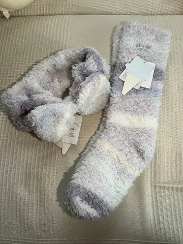 [ 새상품 ] 택 포함 젤라또피케 복슬복슬 양말과 헤어밴드