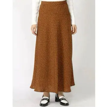 택 포함 새상품 [ 로리즈팜 ] 롱 스커트 플레어 스커트 도트 무늬