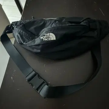 [ 가격 인하 가능 ] THE NORTH FACE 바디백 블랙