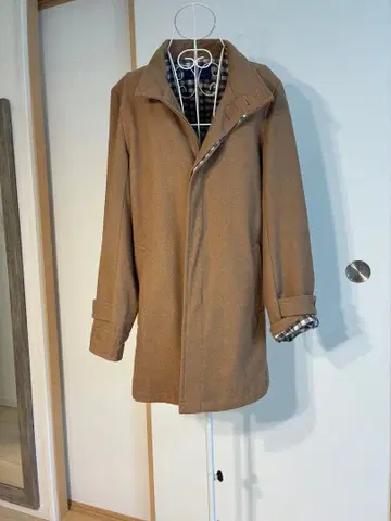 울 브라운 피 코트