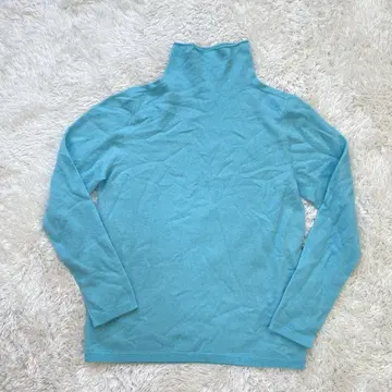 MOGA 터틀넥 스웨터 사이즈 2 라이트 블루