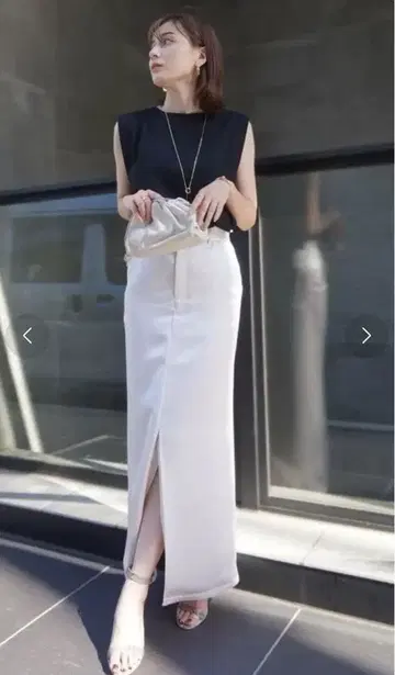 anuans 새틴 프린지 타이트 스커트 (ECRU)