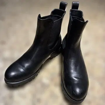 컨디션 최상! ecco 블랙 가죽 첼시 부츠 23.5cm