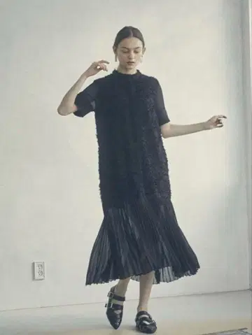 PRIVEVE 3D 자카드 원피스