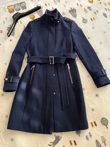 콜한 코트 스탠드 카라 벨트 포함 하자품