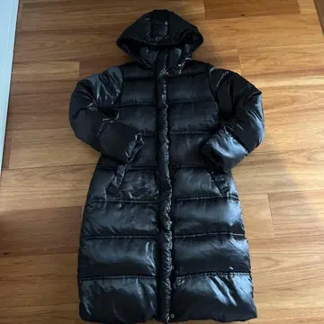 롱 다운 블랙 세실 맥비