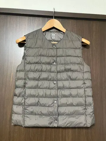 유니클로 PUFFTECH 브라운 다운 베스트 M