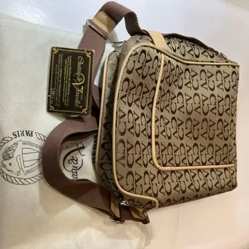 샤토 드 베르사유 숄더백 샤토 베르사유