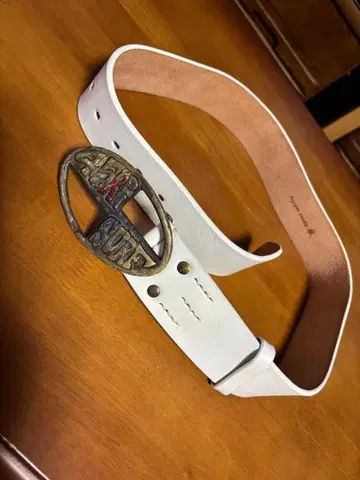 45r45rpm 화이트 가죽 서프 디자인 벨트