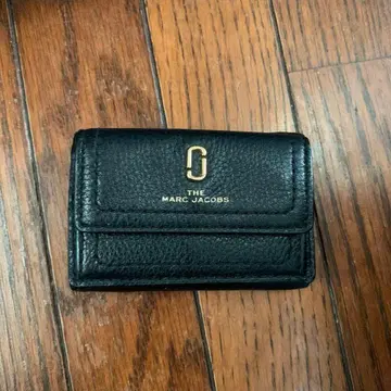 MARC JACOBS 블랙 3단 폴더형 지갑