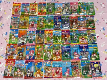 헬로키티 지역 한정 지퍼 마스코트 50개 묶음 판매