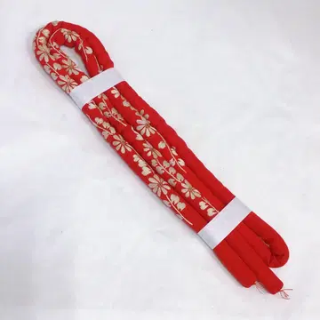 약간의 하자가 있는 둥근 허리띠 순수 실크 빨간 꽃무늬 자수