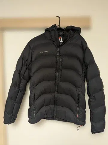 MAMMUT 블랙 다운 자켓 XL